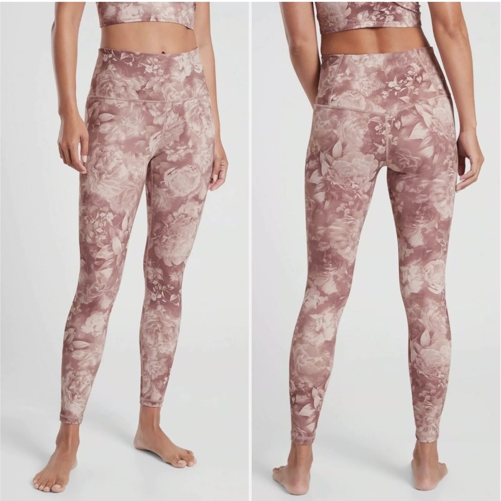 Athleta yoga pants Elation printed tight XS print Antoinette Velvety Pink